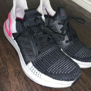 Adidas Ultra-boosts Size 7